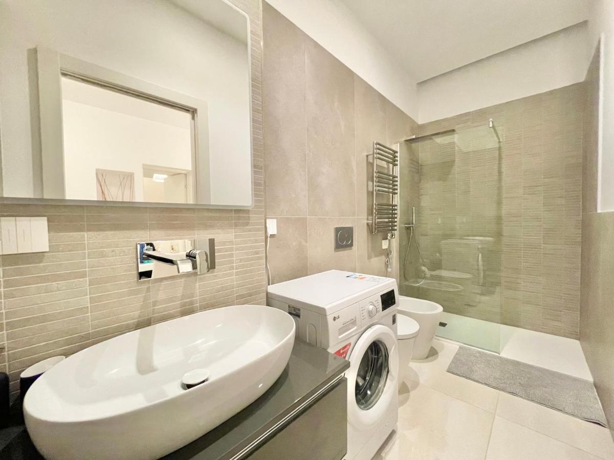Elegance Duomo Apartman Milánó Kültér fotó