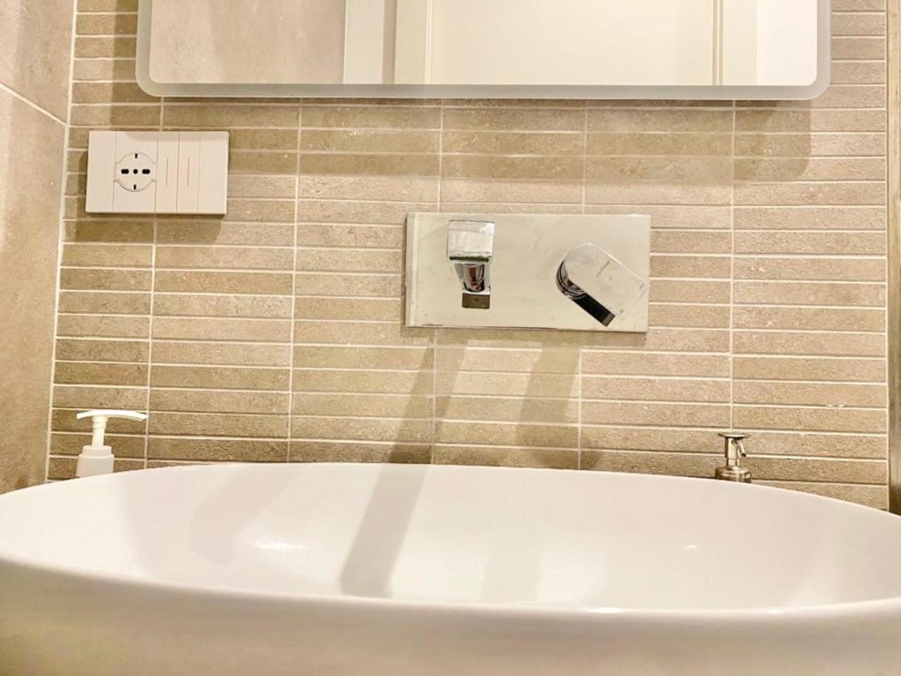 Elegance Duomo Apartman Milánó Kültér fotó